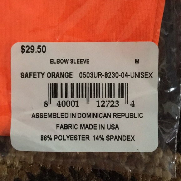 New Tommie Copper elbow sleeve. - Picture 2 of 3